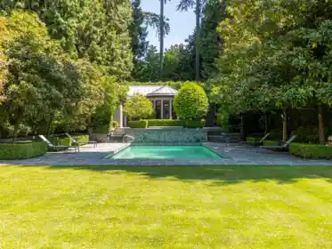 Front Yard Photo of 6448 Macdonald Street, Vancouver, BC