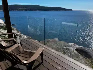 5285 Taylor Crescent, Halfmoon Bay, BC, Halfmoon Bay — Single Family Residence for sale