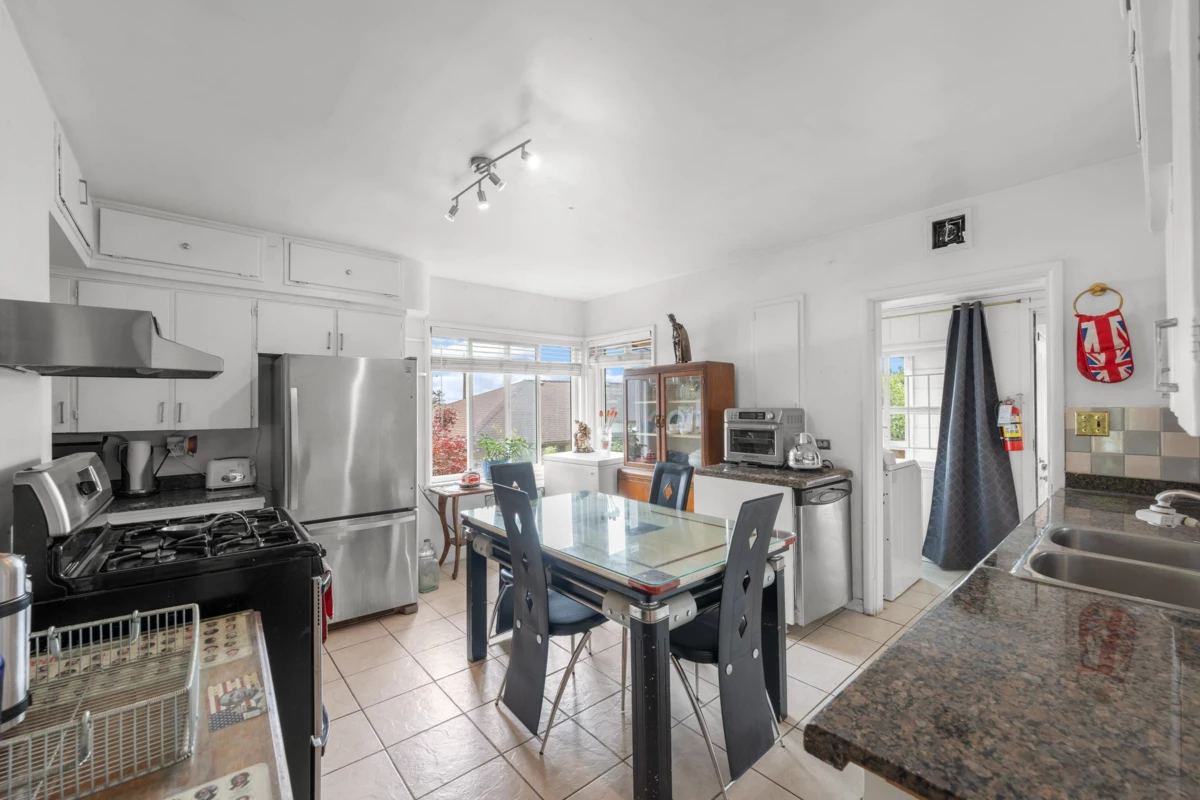 Kitchen Photo of 7429 Fraser Street, Vancouver, BC