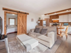 716/718 Hillcrest Road, Gibsons, BC