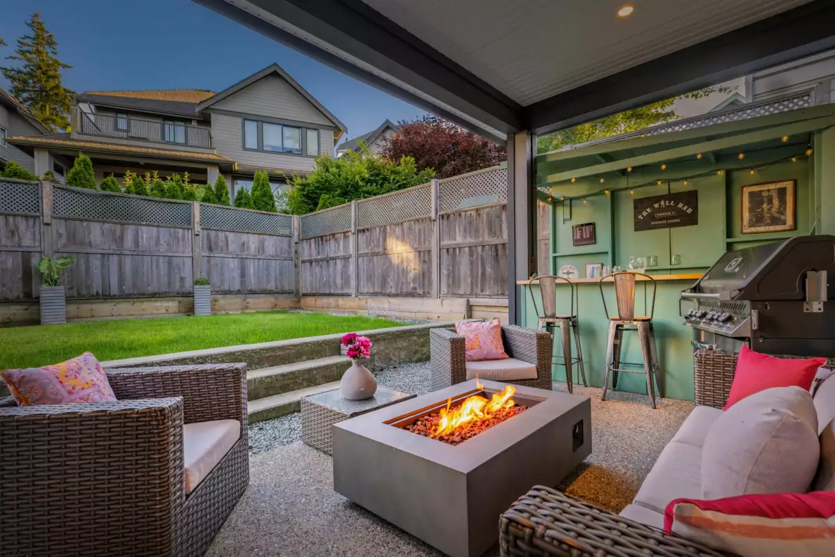 Aerial View of 15708 Mountain View Drive, Surrey, BC