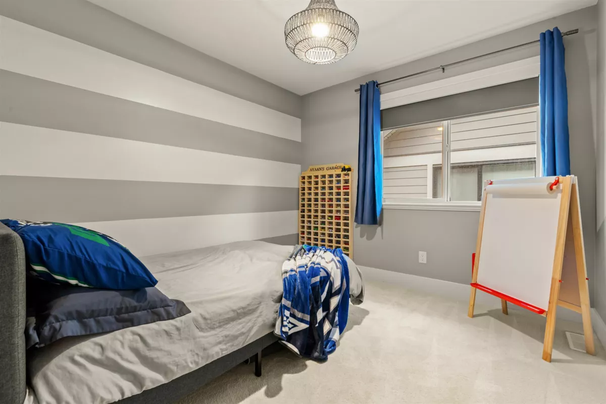 Outdoor Patio Photo of 15708 Mountain View Drive, Surrey, BC