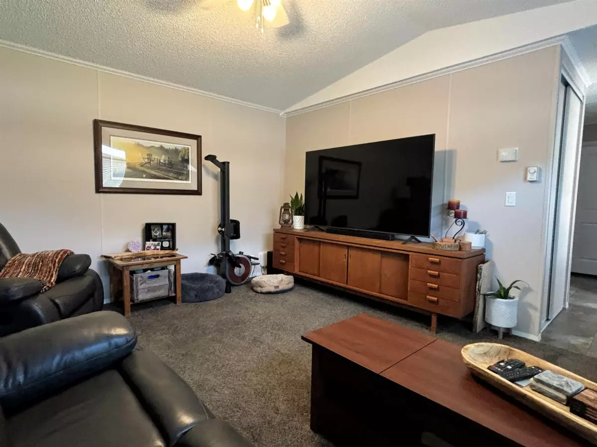 Kitchen Photo of 29 59060 Lougheed Highway, Agassiz, BC
