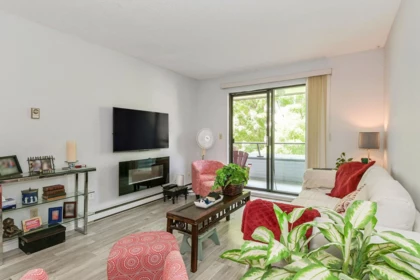 303 1341 George, Street, White Rock, BC, White Rock — Apartment/Condo for sale