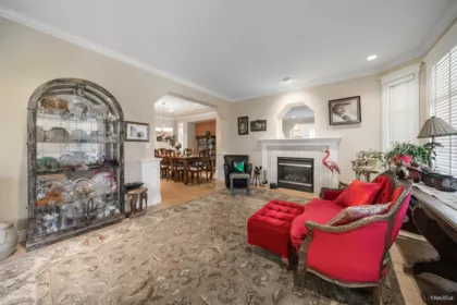 Entry Foyer Photo of 15210 29a Avenue, Surrey, BC
