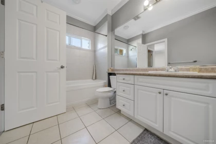 Guest Bathroom Photo of 15210 29a Avenue, Surrey, BC