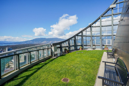 Backyard Photo of 3501 1189 Melville Street, Vancouver, BC
