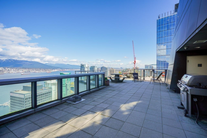 Garden / Landscaping Photo of 3501 1189 Melville Street, Vancouver, BC