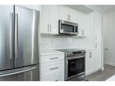 130 6030 142 Street, Surrey, BC, Surrey — Townhouse for sale