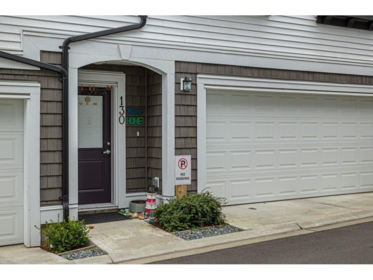 130 6030 142 Street, Surrey, BC, Surrey — Townhouse for sale