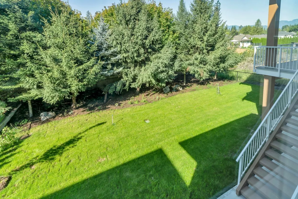 Basement Recreation Room Photo of 9997 Magnolia Place, Chilliwack, BC
