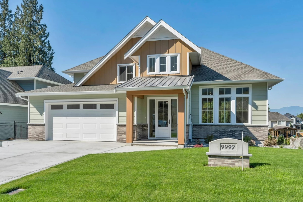 Exterior Front Photo of 9997 Magnolia Place, Chilliwack, BC