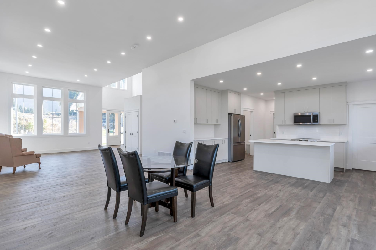 Primary Bathroom Photo of 9997 Magnolia Place, Chilliwack, BC