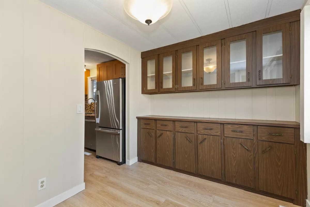 Breakfast Nook Photo of 58 8220 King George Boulevard, Surrey, BC