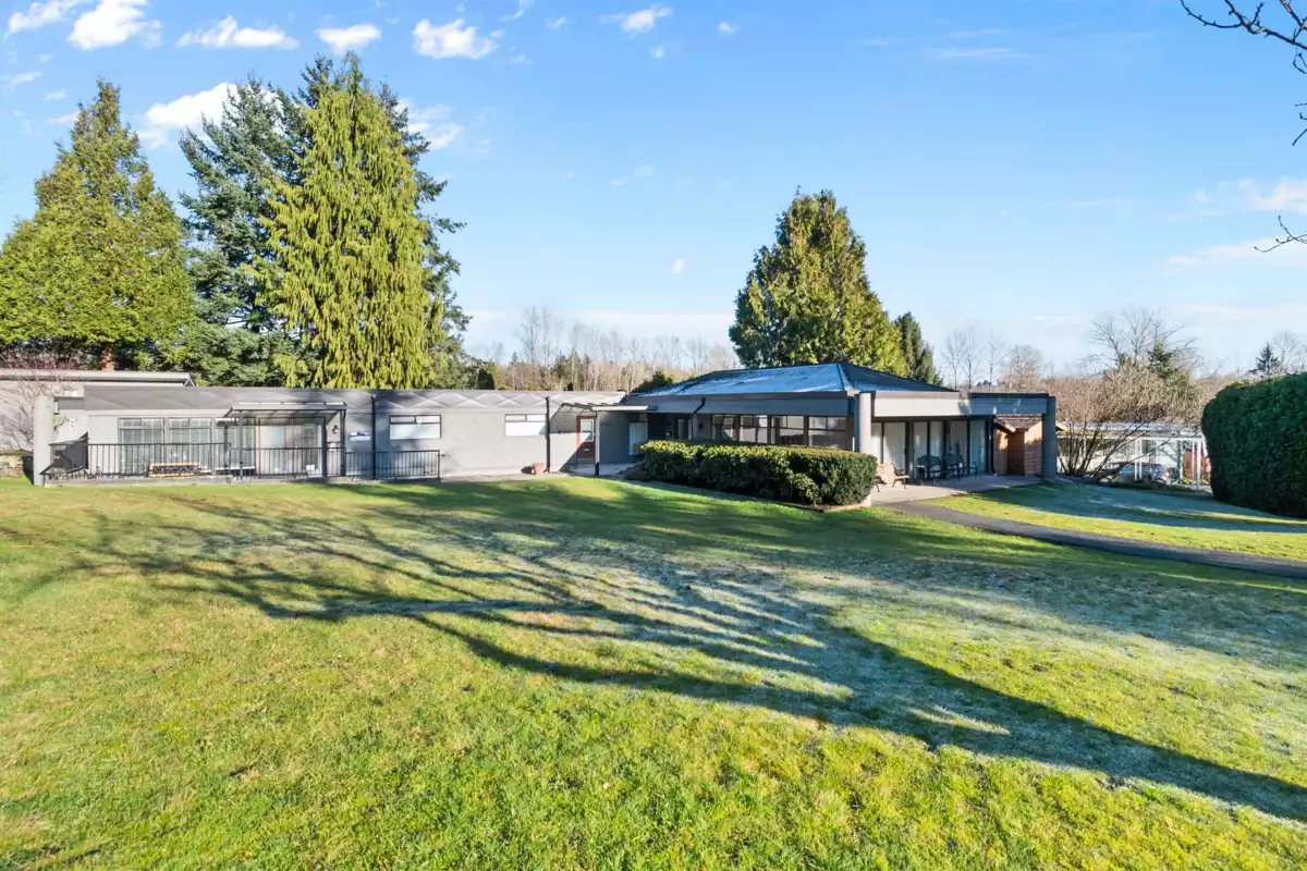 Outdoor Kitchen Photo of 58 8220 King George Boulevard, Surrey, BC