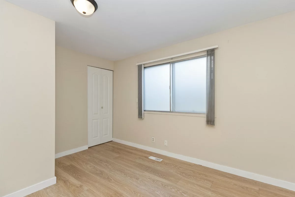 Staircase Photo of 58 8220 King George Boulevard, Surrey, BC