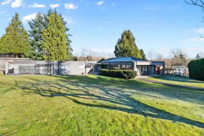 Outdoor Kitchen Photo of 58 8220 King George Boulevard, Surrey, BC