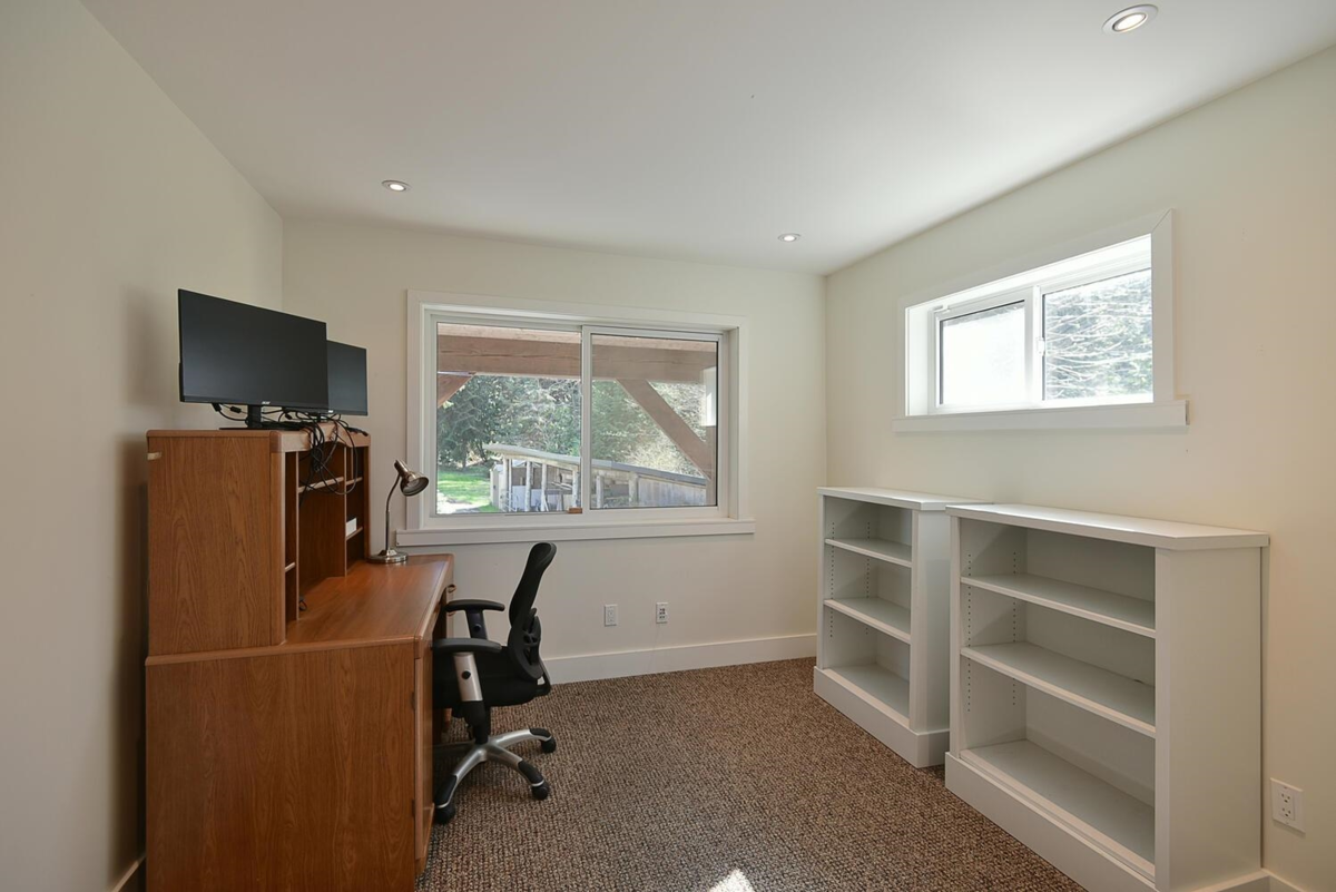 Bedroom 3 Photo of 8429 Redrooffs Road, Halfmoon Bay, BC