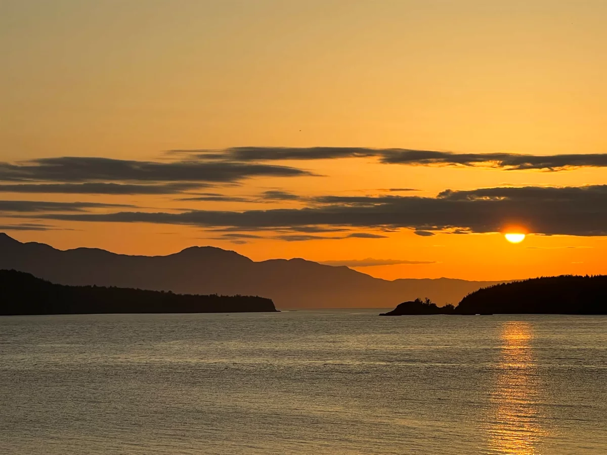 Garden / Landscaping Photo of 8429 Redrooffs Road, Halfmoon Bay, BC