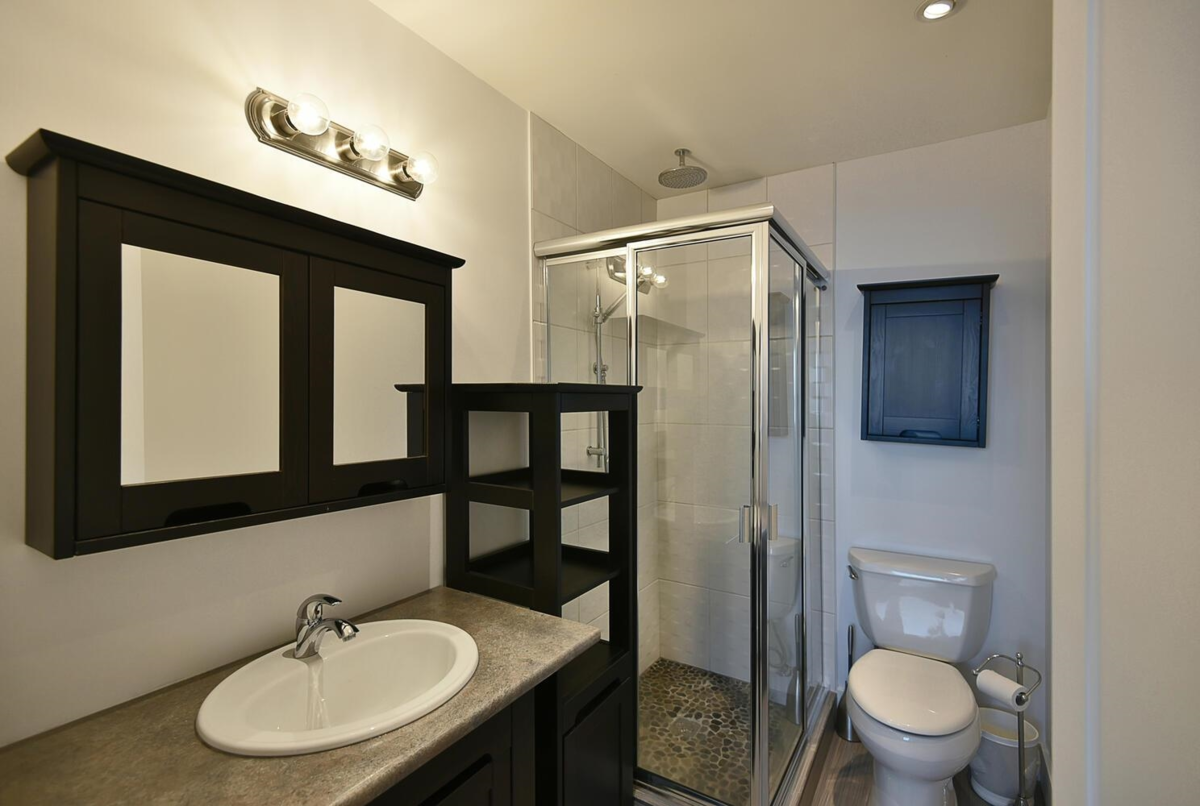 Mudroom Photo of 8429 Redrooffs Road, Halfmoon Bay, BC