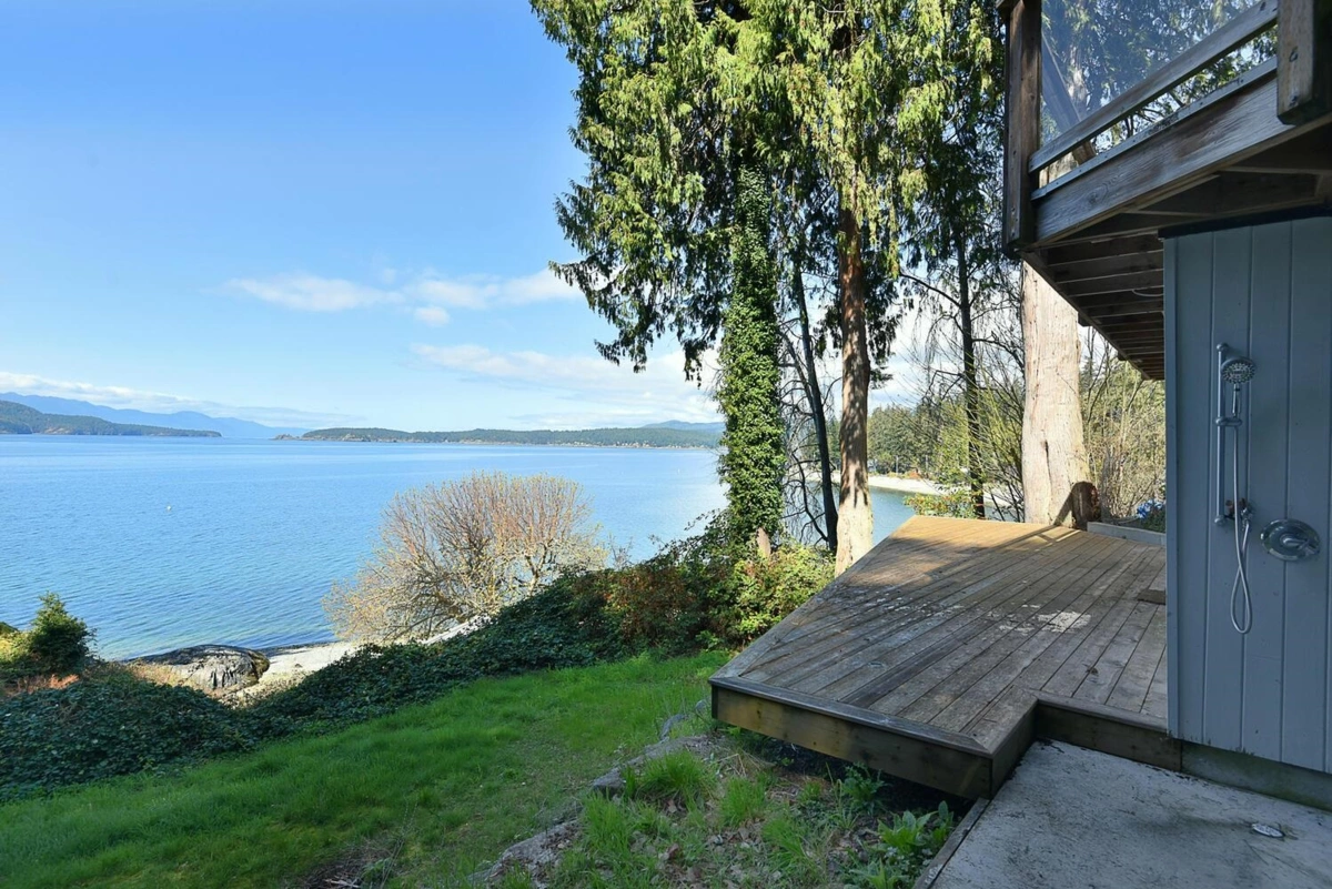 Outdoor Patio Photo of 8429 Redrooffs Road, Halfmoon Bay, BC