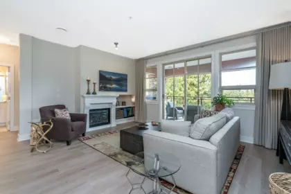 208 16477 64 Avenue, Surrey, BC, Surrey — Apartment/Condo for sale