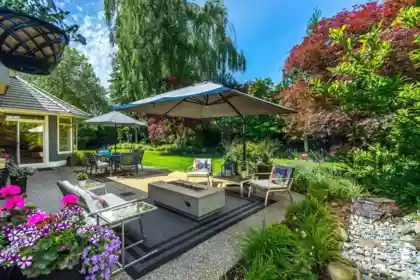 3155 142 Street, Surrey, BC, Surrey — Single Family Residence for sale