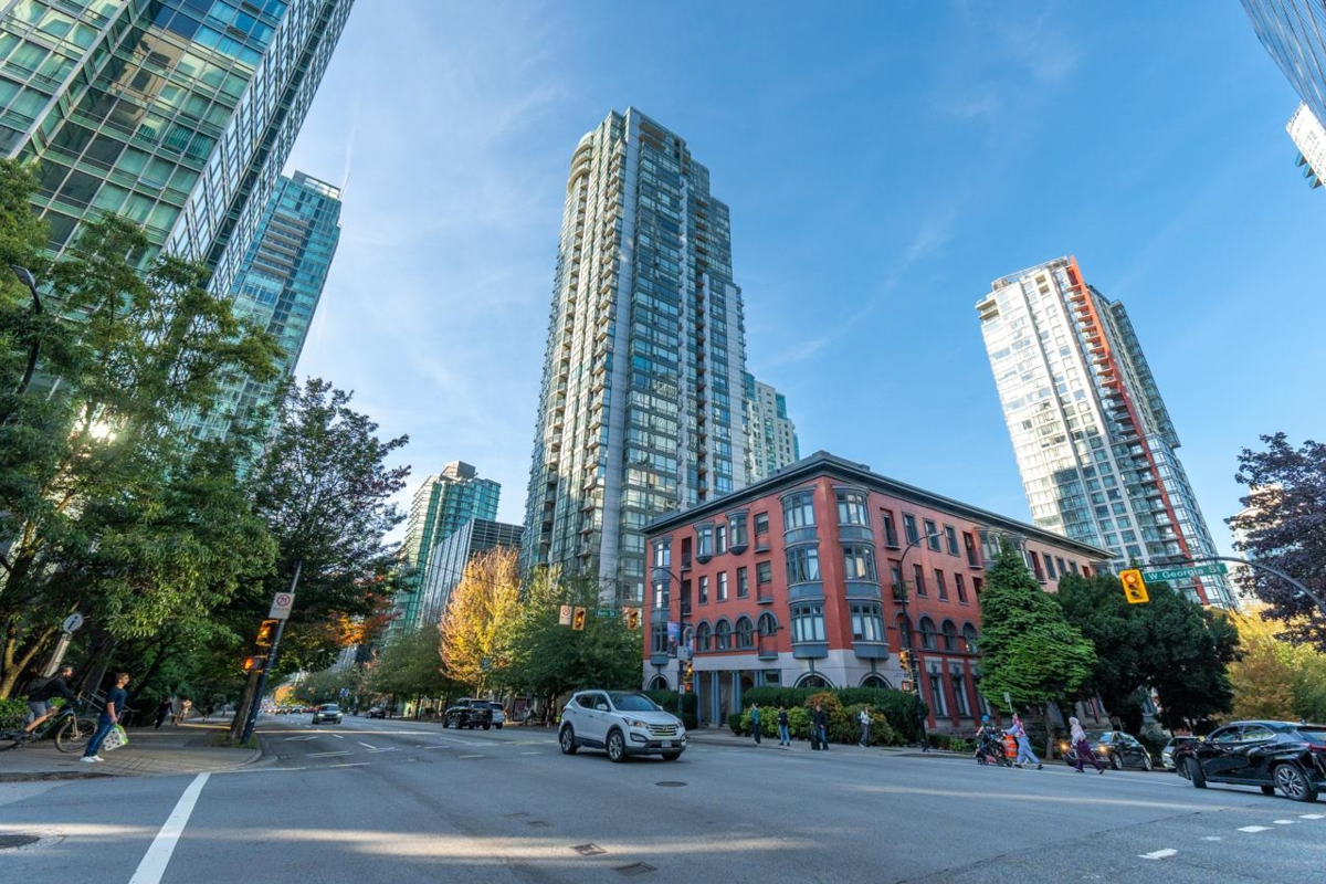 Guest Bathroom Photo of 2001 1239 W Georgia Street, Vancouver, BC
