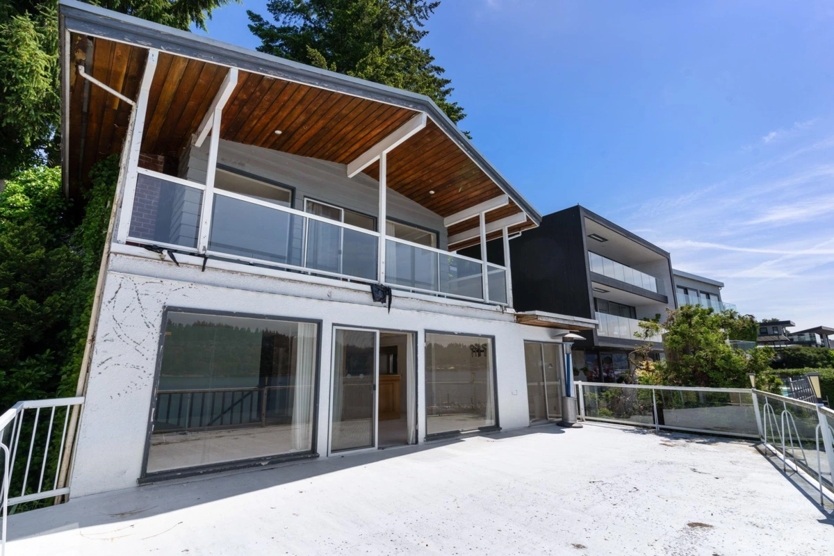 Laundry Room Photo of 1208 Alderside Road, Port Moody, BC