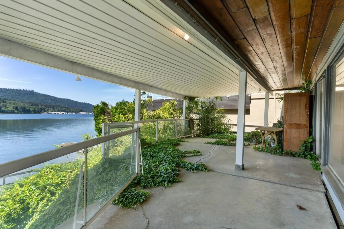 Staircase Photo of 1208 Alderside Road, Port Moody, BC