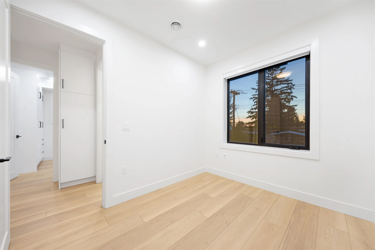 Basement Recreation Room Photo of 2 5315 Inverness Street, Vancouver, BC