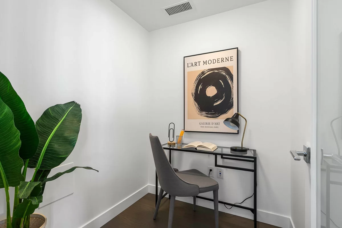 Bedroom 3 Photo of 1108 1588 Johnston Road, White Rock, BC