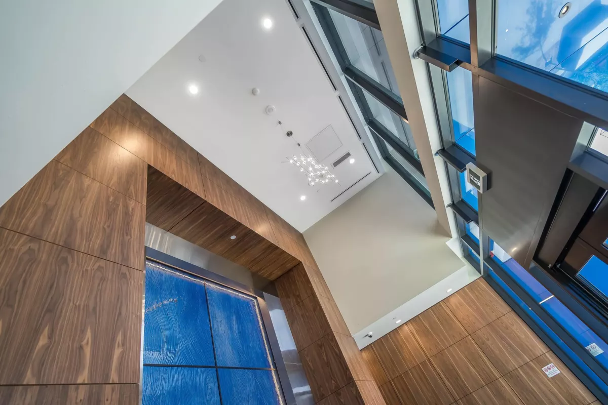 Dining Area Photo of 1108 1588 Johnston Road, White Rock, BC