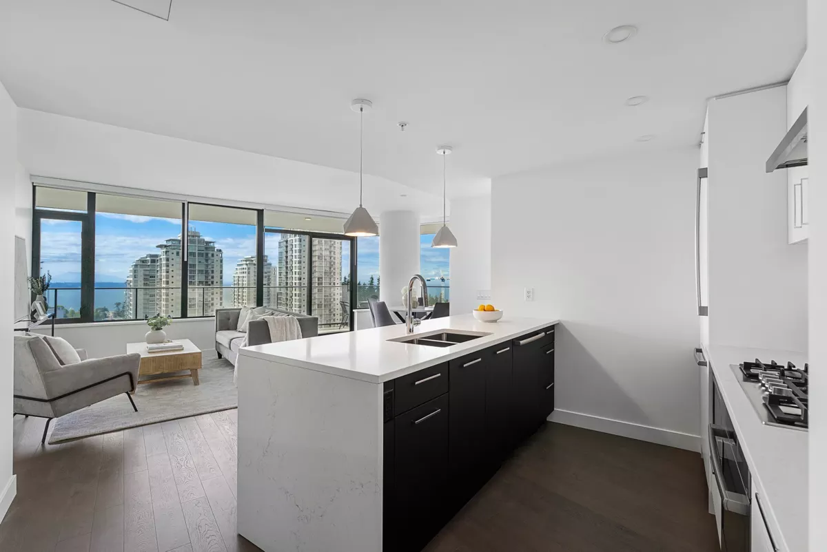 Kitchen Photo of 1108 1588 Johnston Road, White Rock, BC