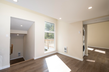 Primary Bathroom Photo of 5977 Shoal Way, Sechelt, BC