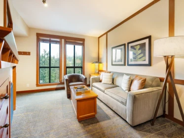 713 4320 Sundial Crescent, Whistler, BC, Whistler — Apartment/Condo for sale