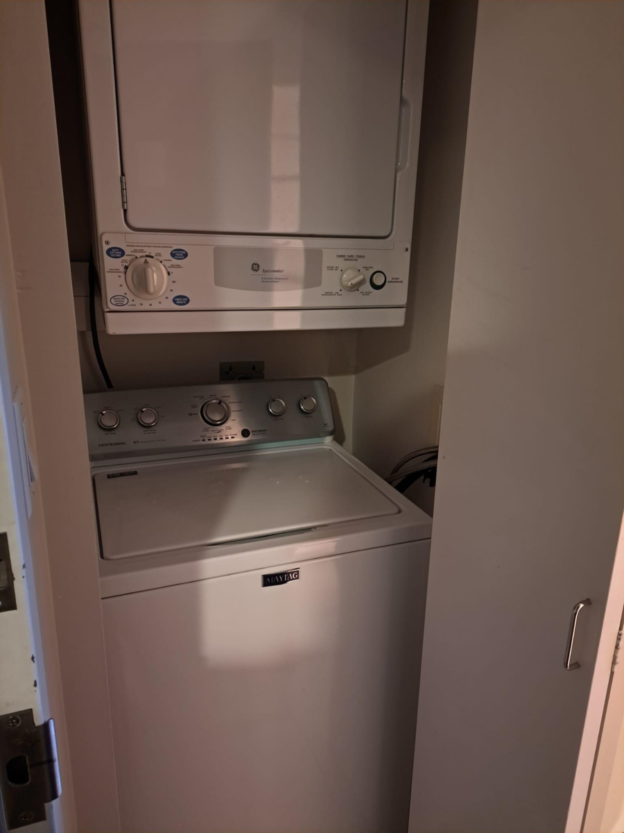 Bedroom 2 Photo of 1611 610 Granville Street, Vancouver, BC