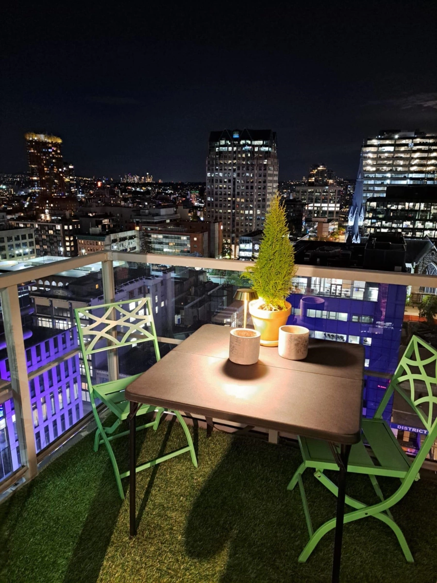 Bedroom 4 Photo of 1611 610 Granville Street, Vancouver, BC