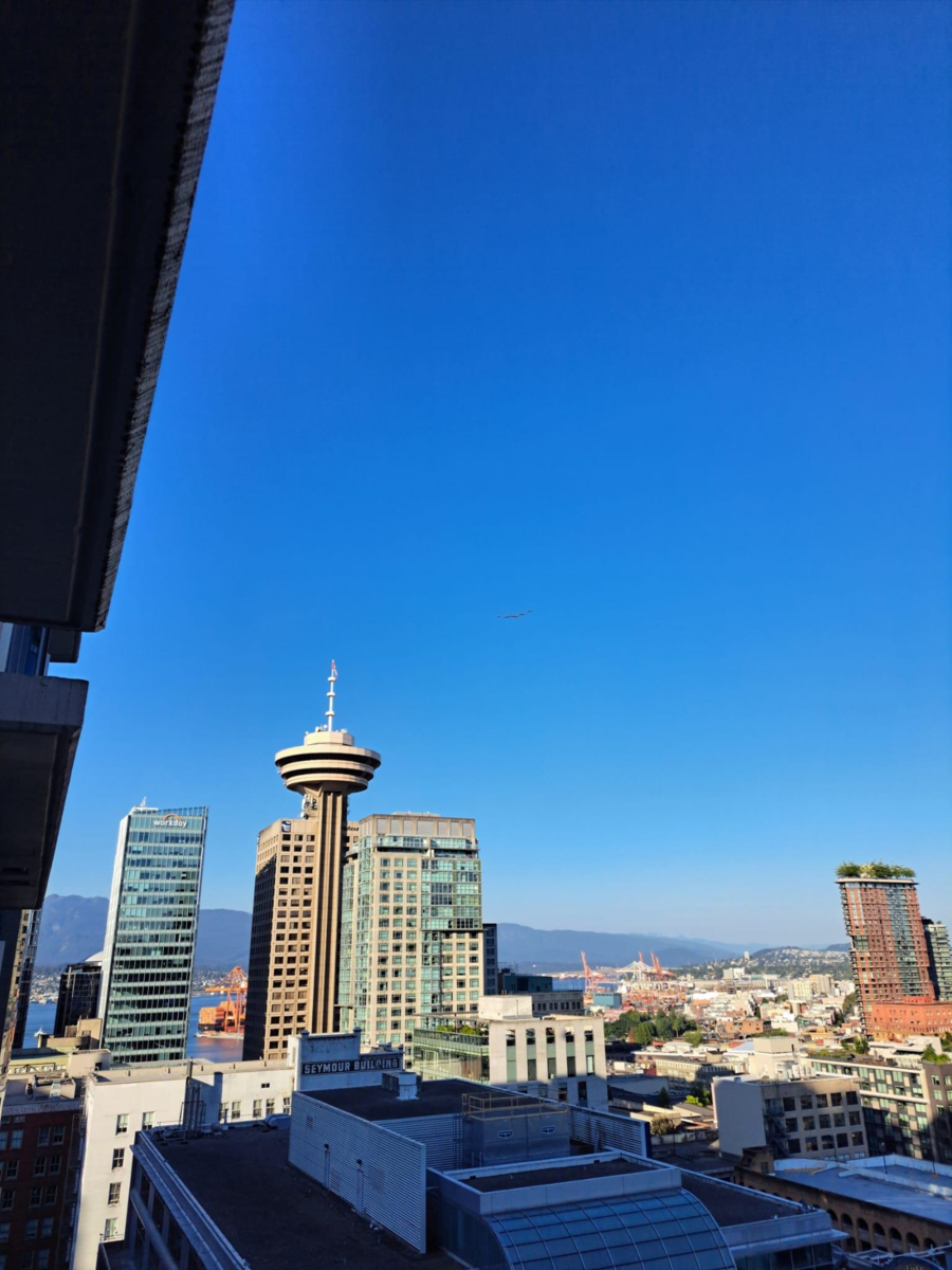 Guest Bathroom Photo of 1611 610 Granville Street, Vancouver, BC