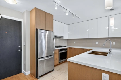 310 5399 Cedarbridge Way, Richmond, BC, Richmond — Apartment/Condo for sale