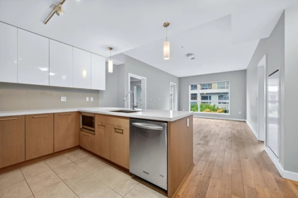 310 5399 Cedarbridge Way, Richmond, BC, Richmond — Apartment/Condo for sale