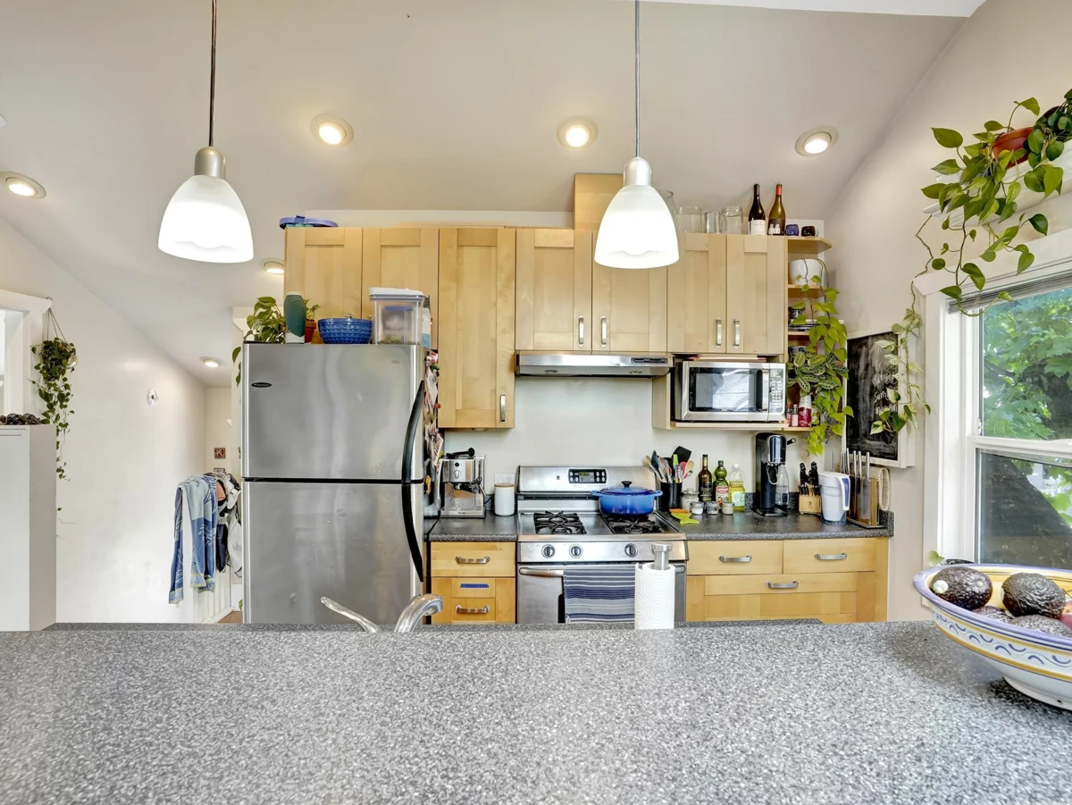 Bedroom 2 Photo of 2770 W 5th Avenue, Vancouver, BC