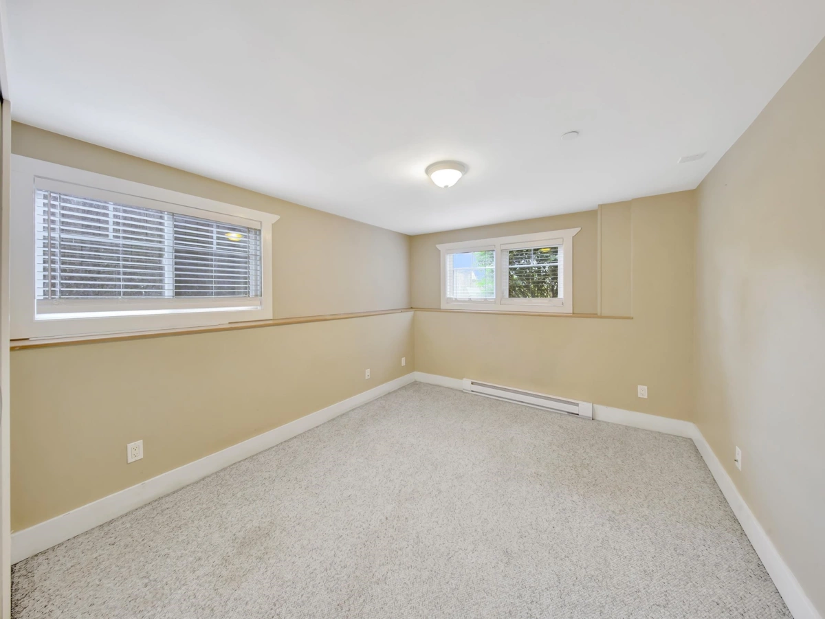 Entry Foyer Photo of 2770 W 5th Avenue, Vancouver, BC