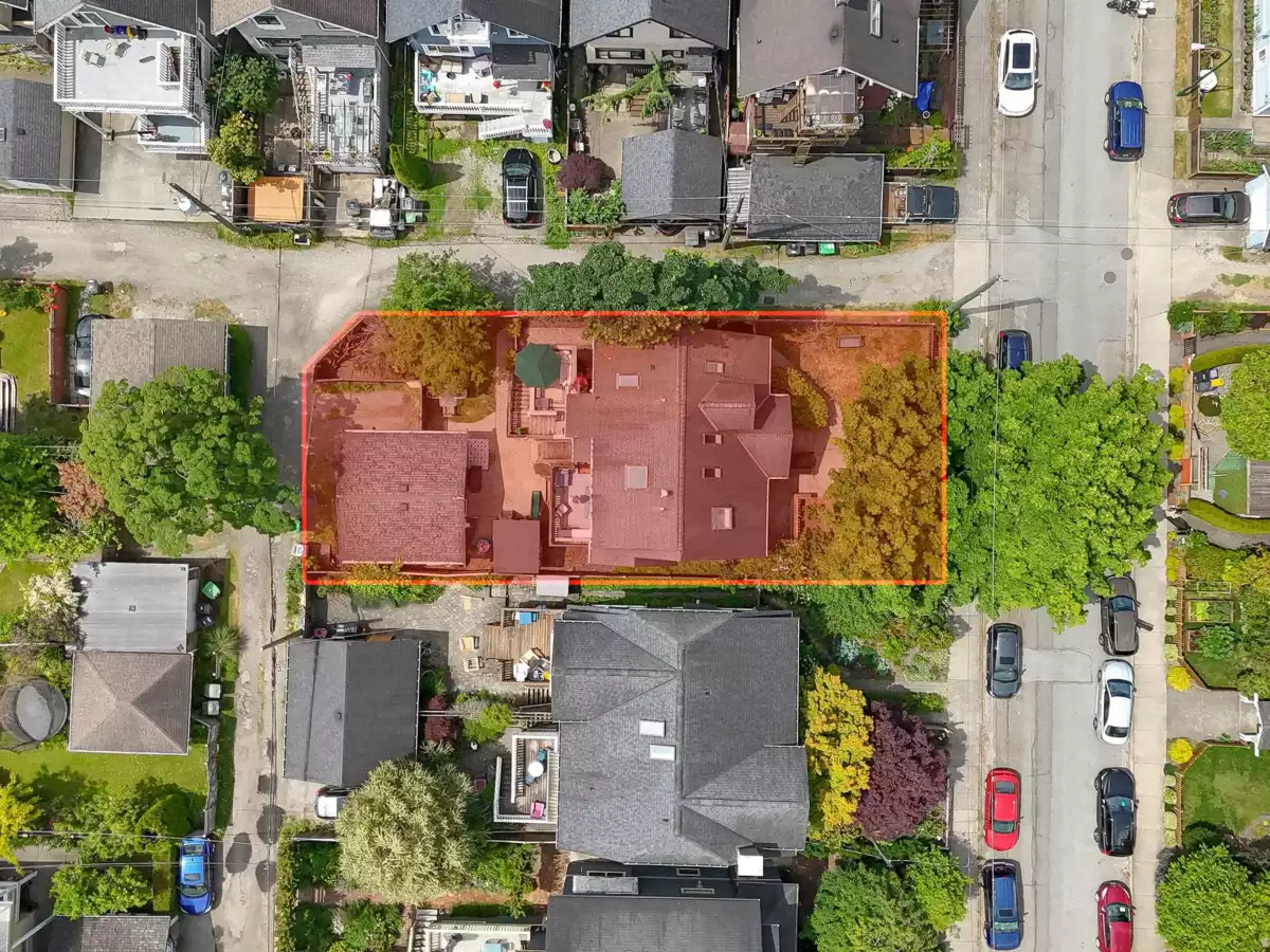 Family Room Photo of 2770 W 5th Avenue, Vancouver, BC