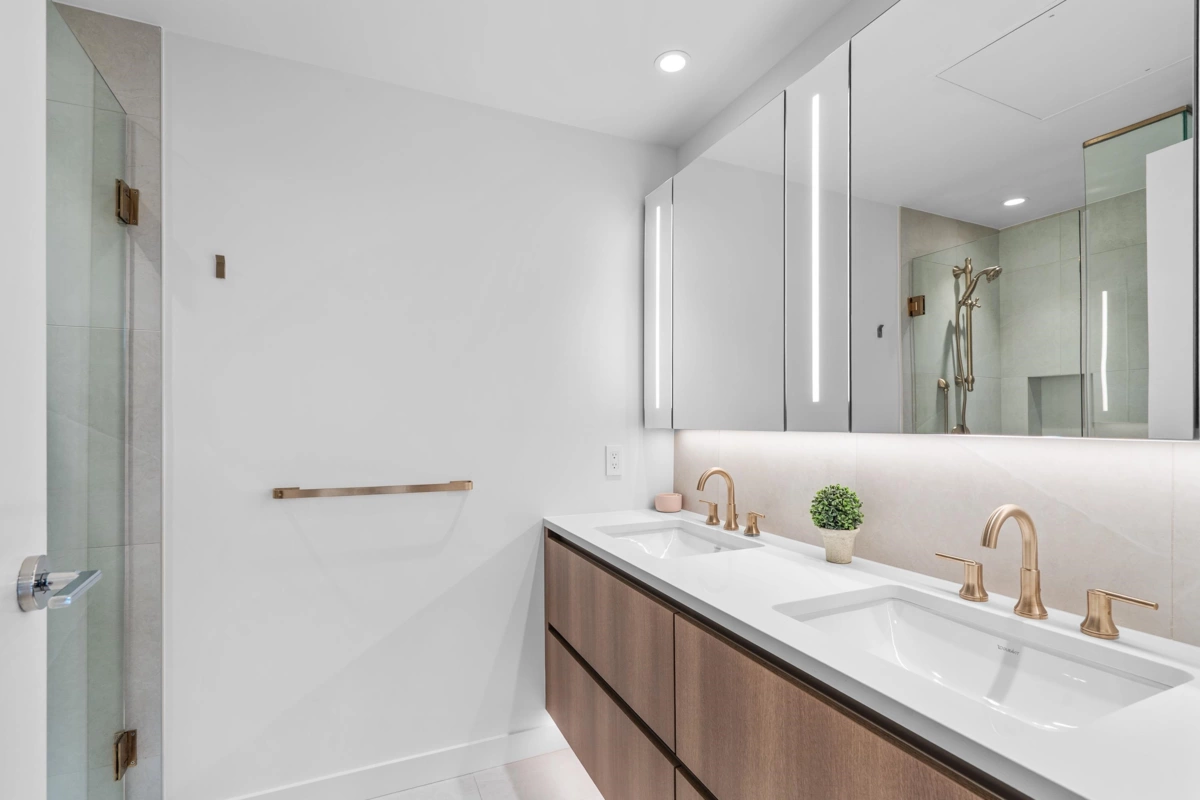 Outdoor Deck Photo of 302 720 Farrow Street, Coquitlam, BC