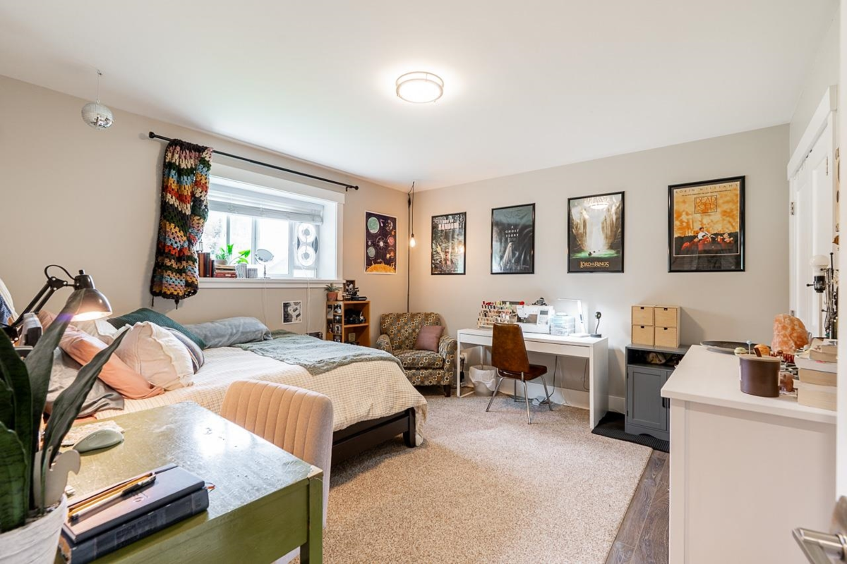 Laundry Room Photo of 934 248 Street, Langley, BC