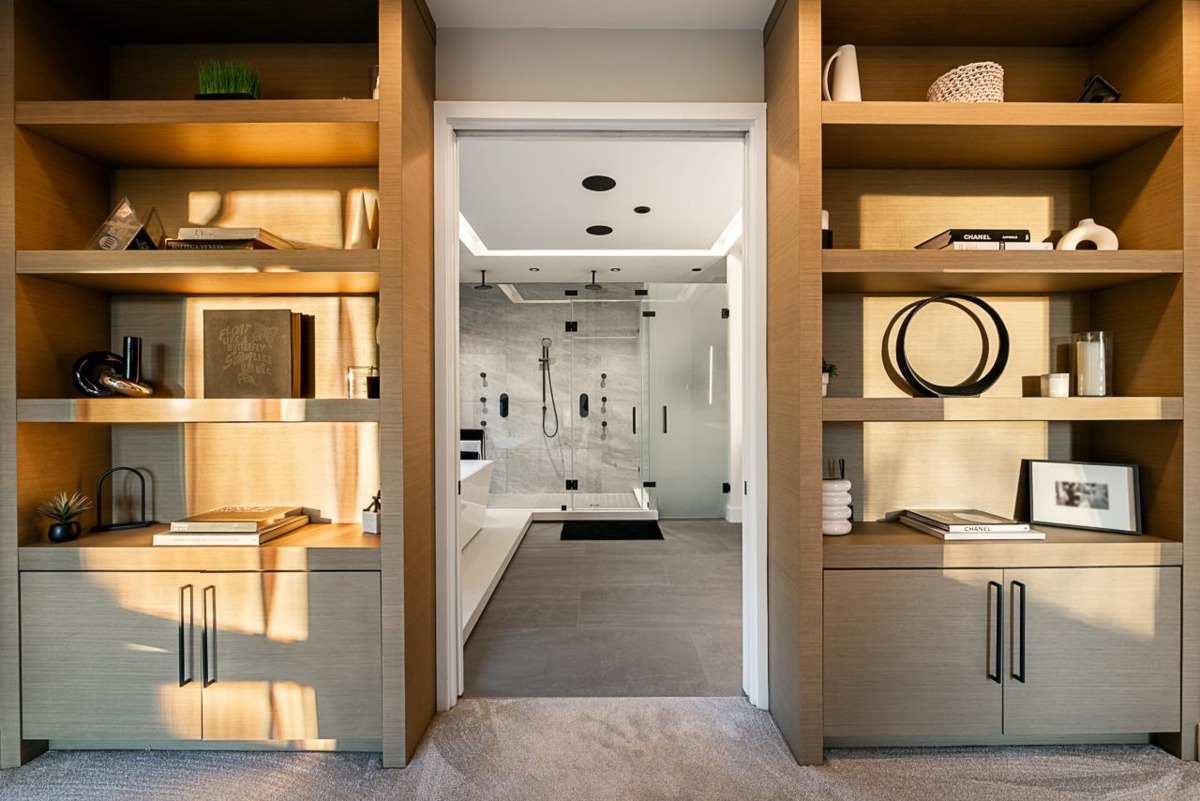 Basement Recreation Room Photo of 12551 22 Avenue, Surrey, BC