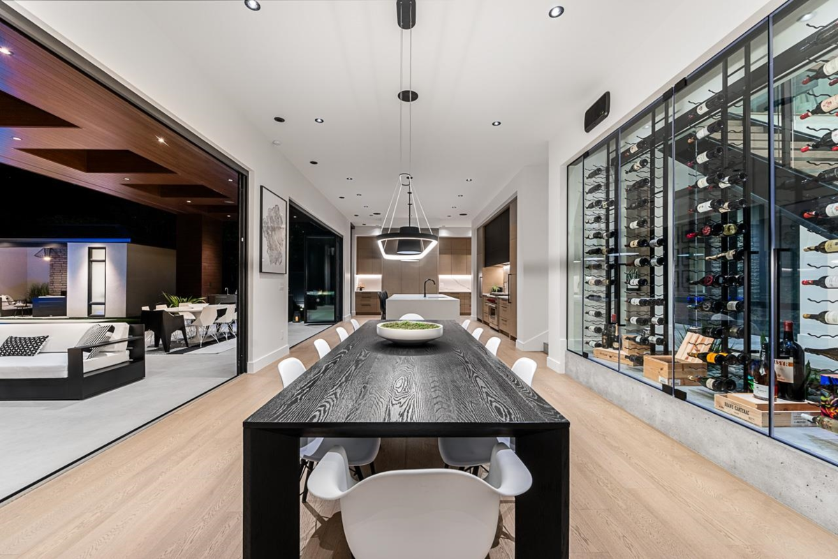 Breakfast Nook Photo of 12551 22 Avenue, Surrey, BC