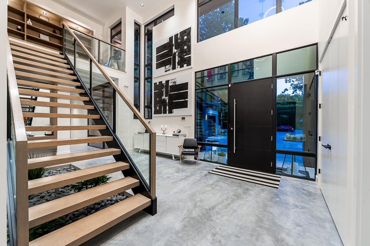 Family Room Photo of 12551 22 Avenue, Surrey, BC