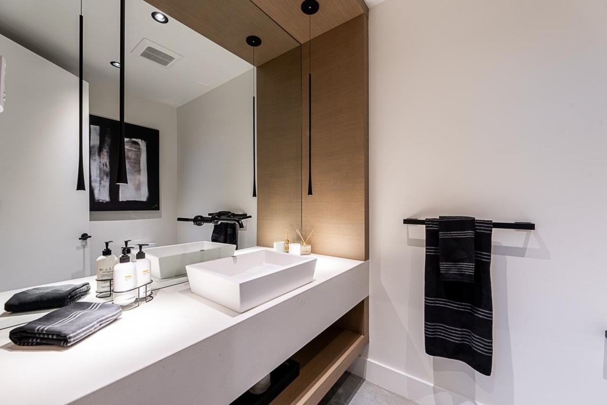 Garden / Landscaping Photo of 12551 22 Avenue, Surrey, BC